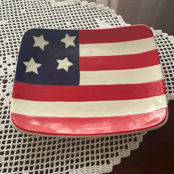 Ceramic American Flag Plate - Picture 1 of 4